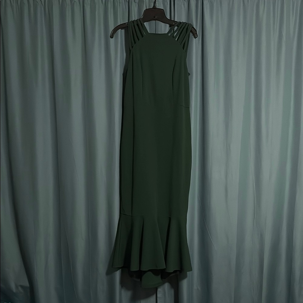 Elegant Green Sleeveless Dress